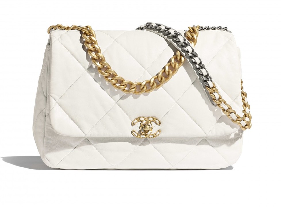 chanel 19 maxi flap bag