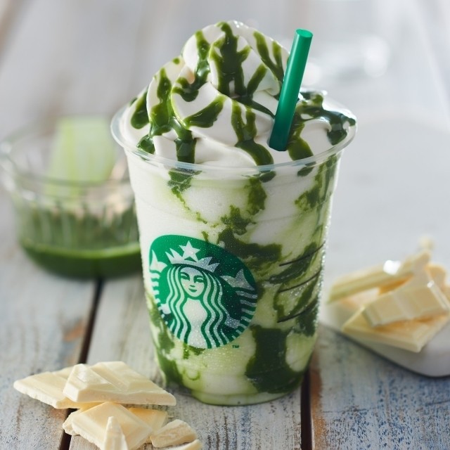 次來自日本的「抹茶白朱古力星冰樂」要推出了,超濃郁的抹茶味搭配滑順的白巧克力和牛奶