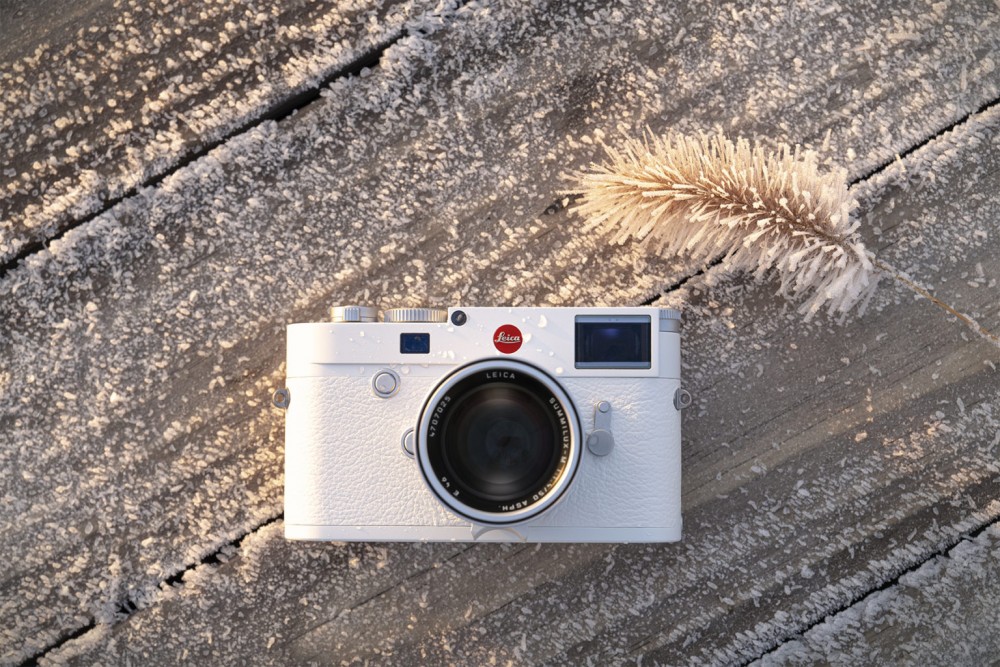 最近相機界人氣品牌Leica就大玩復古文青風,釋出了全新純白色相機