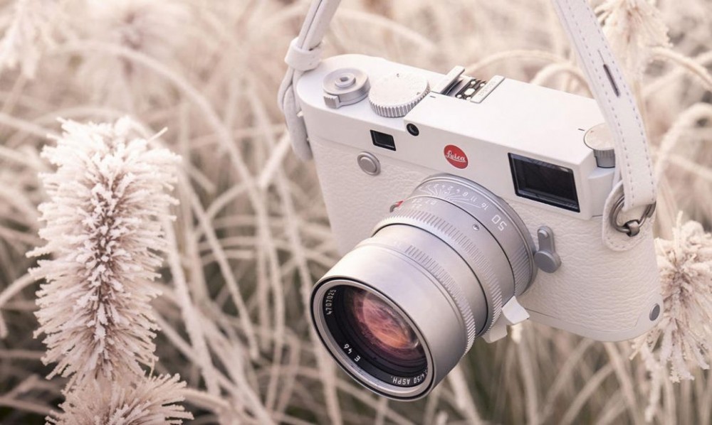 「M10-P White」這一次的全白設計靈感是來自於2009年所發佈的超人氣「Leica M8白色版相機」