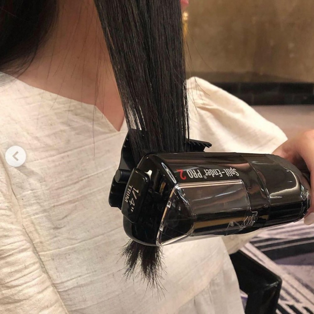 原本毛燥蓬鬆的髮絲瞬間變得貼服柔滑,原來看上去受損的頭髮根本就重生了吧~