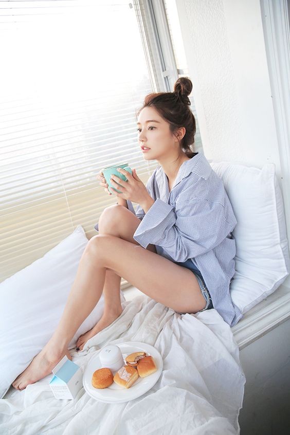 而網上有瑜珈教練教「一個動作」瘦小腿肌,一個動作就可以拉長小腿肌肉,讓塊狀的小腿肌變纖細