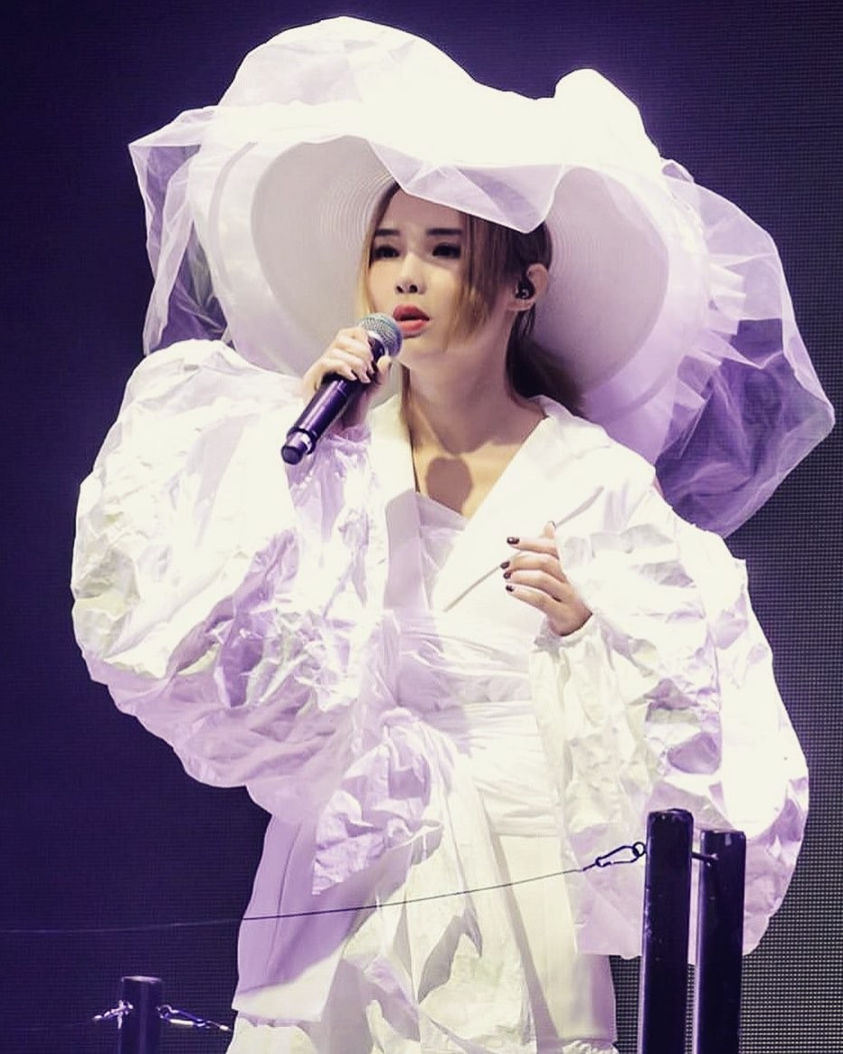 當中方皓玟(Charmaine)連奪「我最喜愛女歌手」及「我最喜愛歌曲」兩個大獎