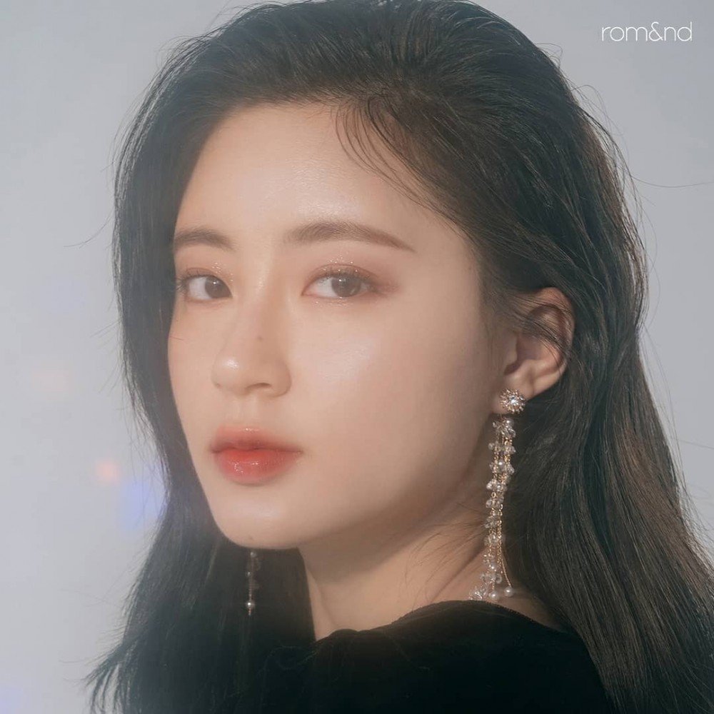 晶透玻璃嫩唇感