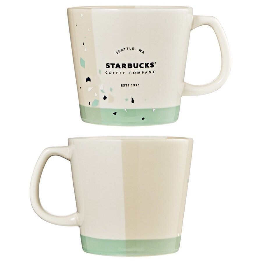 春天最受歡迎的薄荷綠色X奶杏白色，杯子旁邊以不規則的碎片圖案點綴，超有質感！