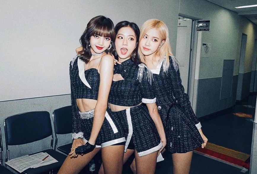 BLACKPINK成員Lisa首次參演內地綜藝節目《青春有你2》