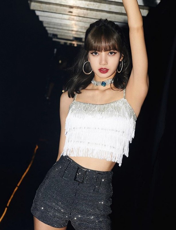韓國女團BLACKPINK成員Lisa首次參演內地綜藝節目《青春有你2》
