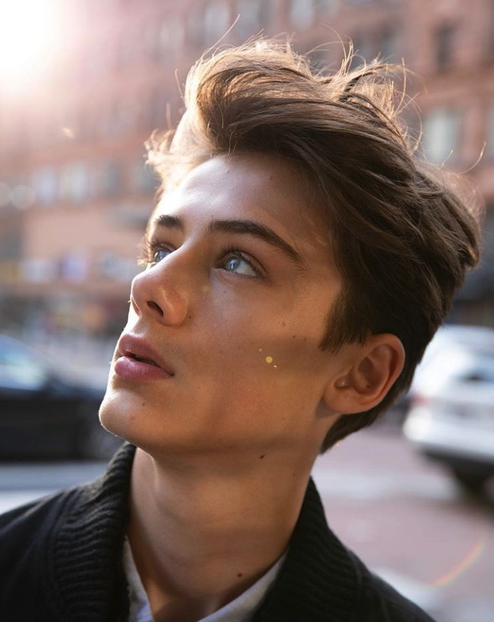 想看更多William Franklyn Miller的帥氣照片，就快一起Follow他的IG@william.franklyn.miller吧