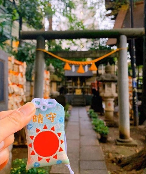 去神社更不少得買御守，這裡最人氣的當然就是「晴守」