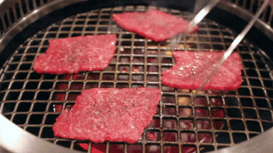 因此對於食量大的朋友來講「日式燒肉放題」絕對是肉控們的福音，不但可以暢快地把肉食飽食滿，而且價錢也相對便宜