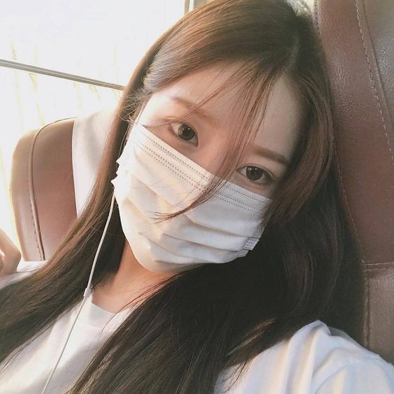 另外仲特意列出：「香港人、台灣人除外，請不要誤解。」