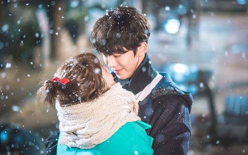 當然吸引力這點事其實也是蠻主觀的，很難如何去定義出每個人眼中的吸引力