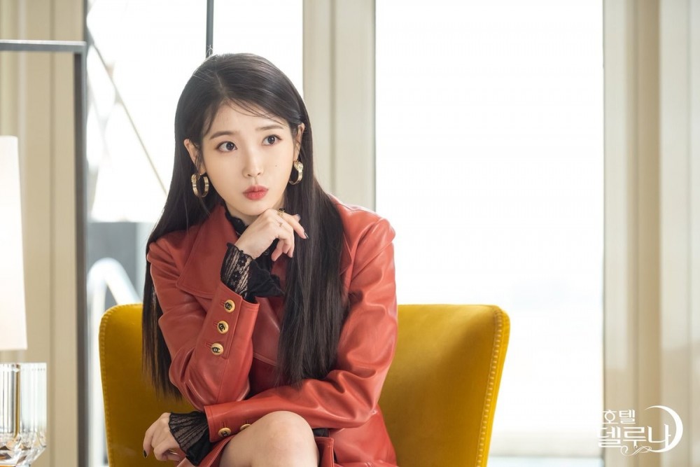 這次IU首次擔正電影女主角,不少粉絲都替她成功踏入大螢幕而高興,而且男女主角都非常吸睛,畫面上已經好治癒啊!