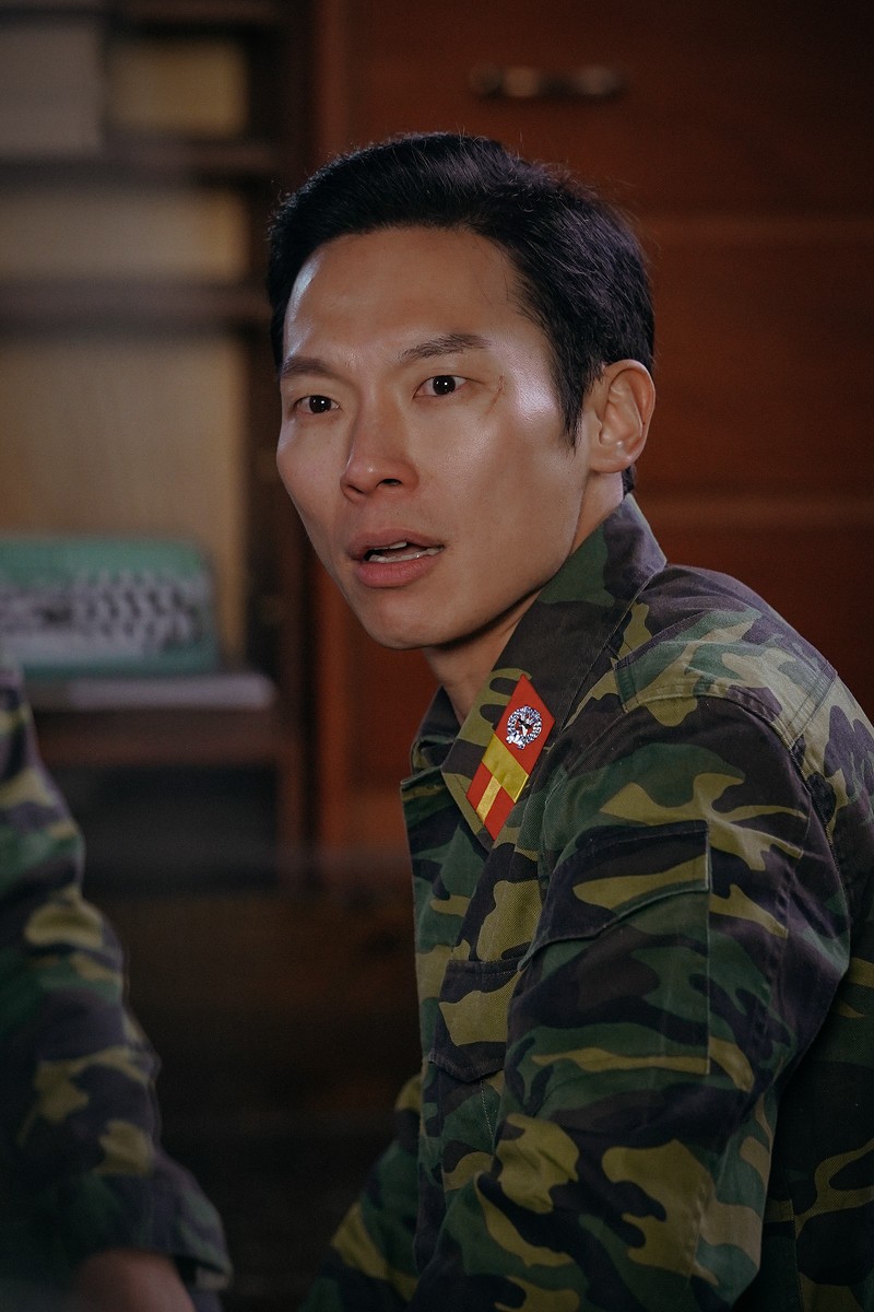 一個故事沒有了配角的襯托,整個劇情都會缺少魅力,《愛的迫降》也因為多了「表治秀」的角色,當中與女主的有趣互動