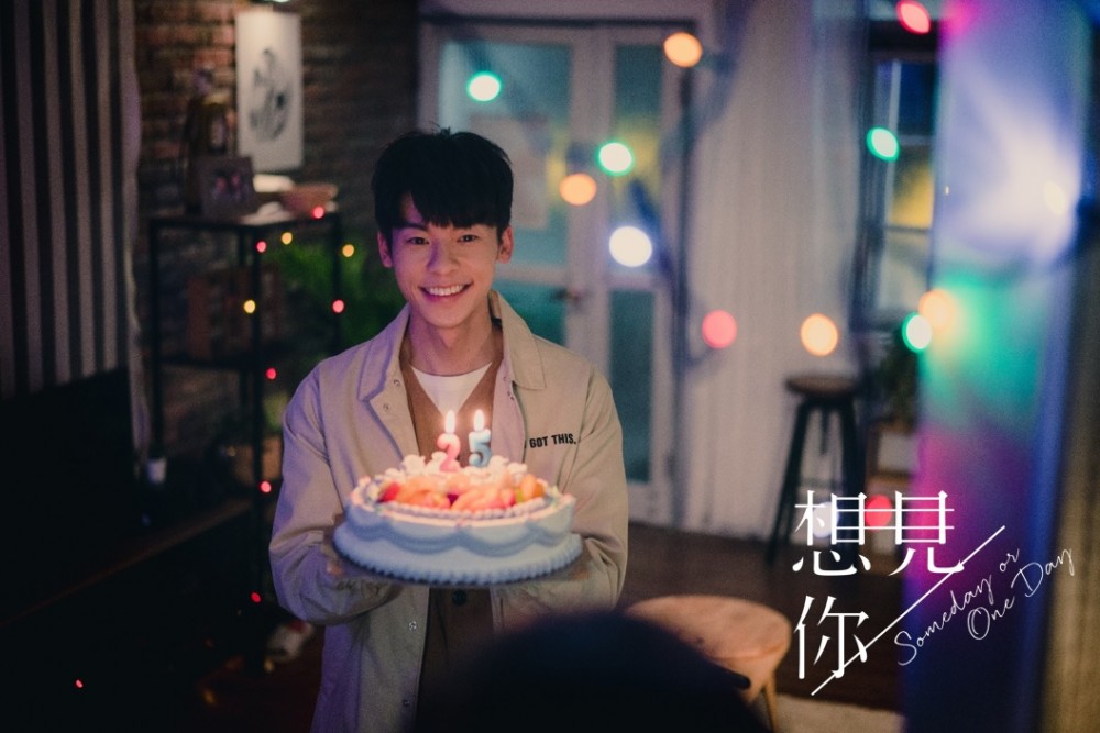 小鮮肉許光漢最近因為台劇《想見你》而人氣大增,他在劇中深情又專一的形象,令不少女生都加入了「許太太」的陣容