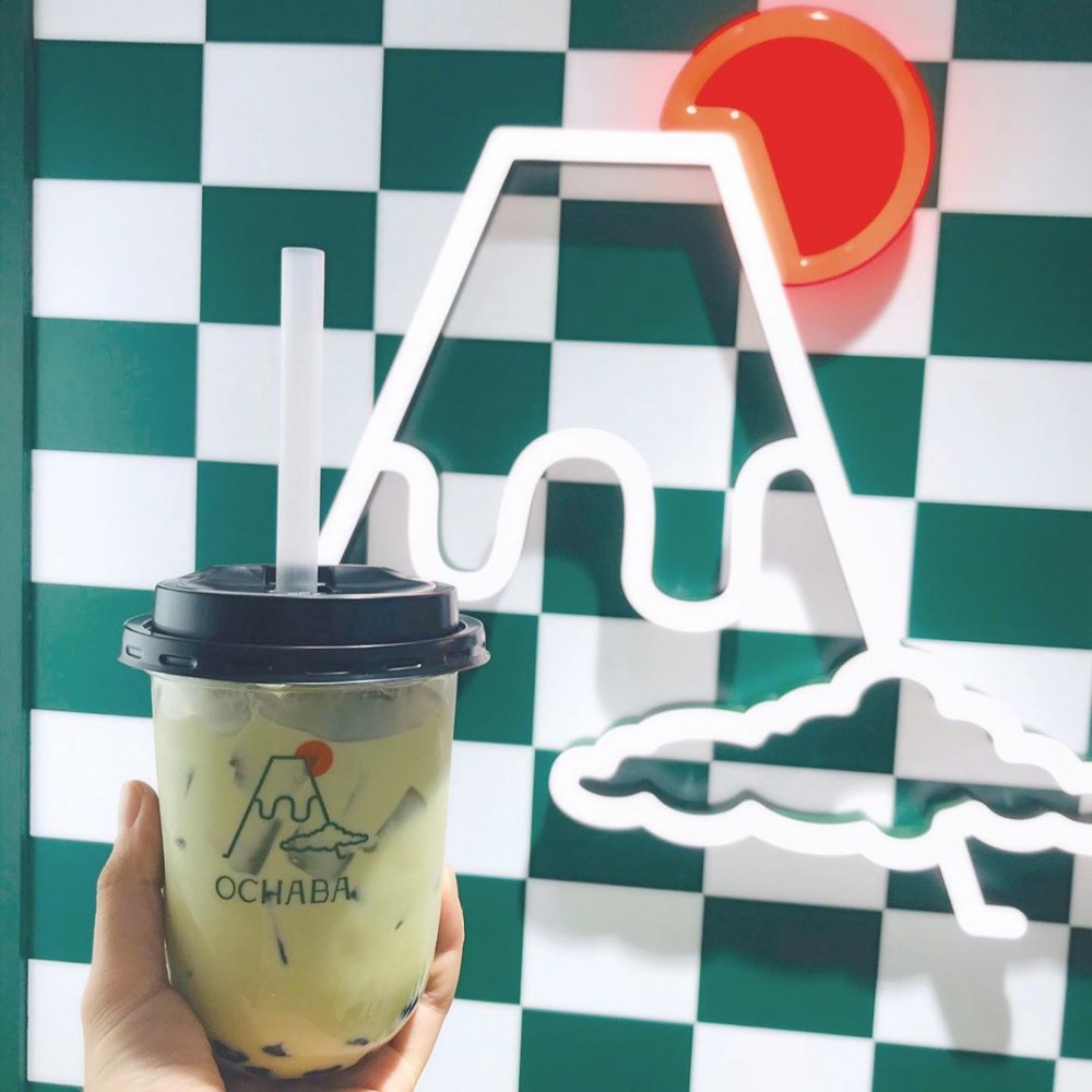 認住可愛富士山LOGO!日本茶奶茶專門店「OCHABA」