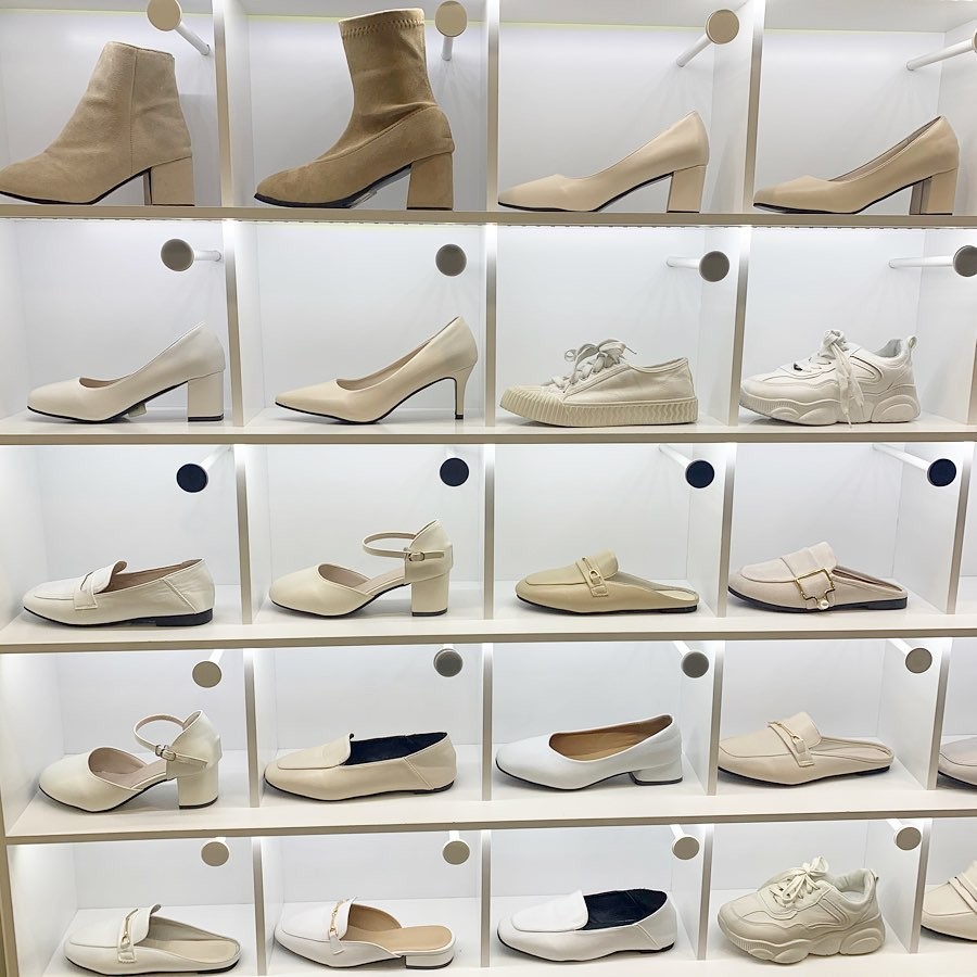 首爾弘大人氣「鞋牆」 Chaakanshoes