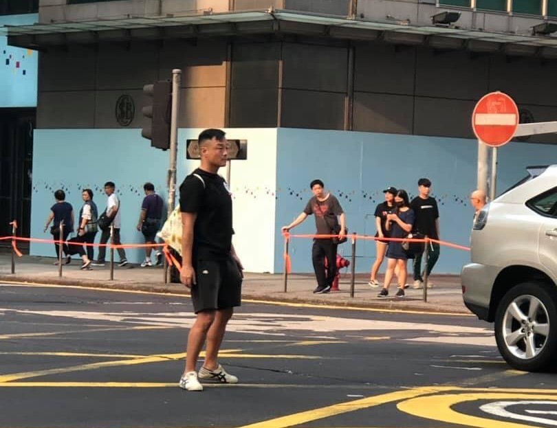 王喜FB宣佈「派更車」