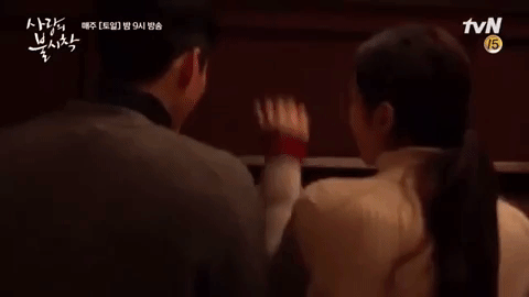 玄彬、孫藝珍《愛的迫降》