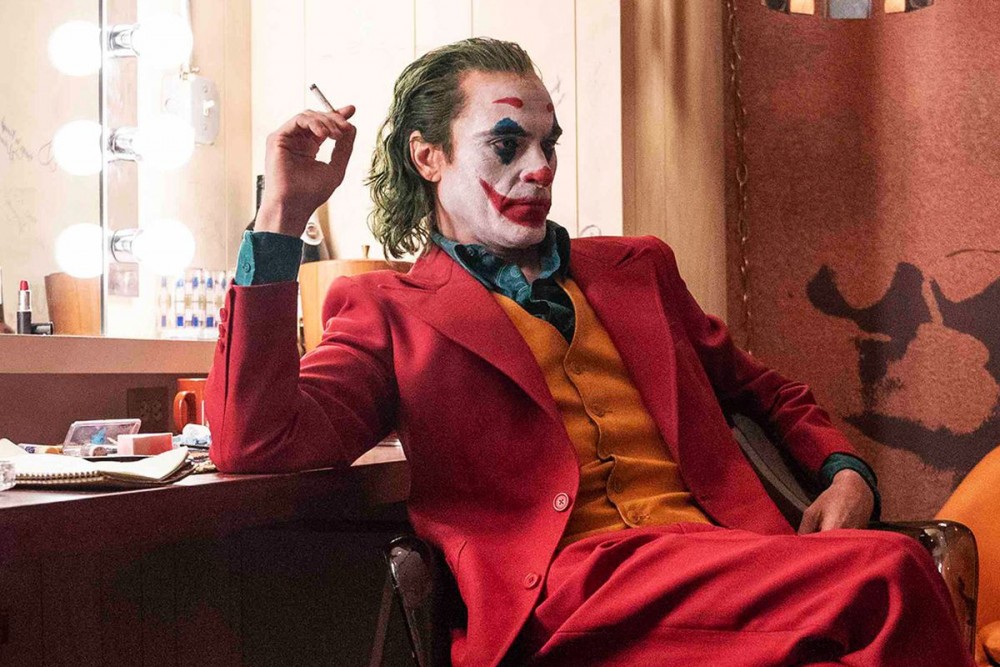 在DC影迷心目中,由 Heath Ledger 所飾演的小丑是不可超越的,但是這次 Joaquin Phoenix 的小丑也絕對成為經典,再次恭喜他奪得影帝吧!
