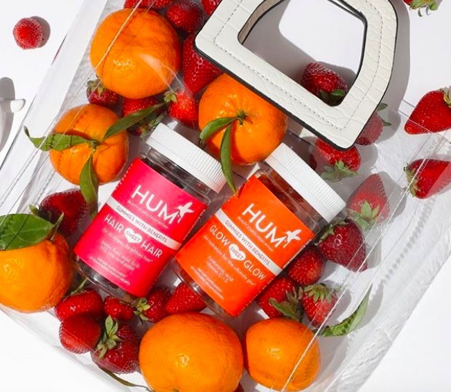美國的HUM Nutrition推出透明質酸美肌軟糖GLOW SWEET GLOW和護髮軟糖HAIR SWEET HAIR