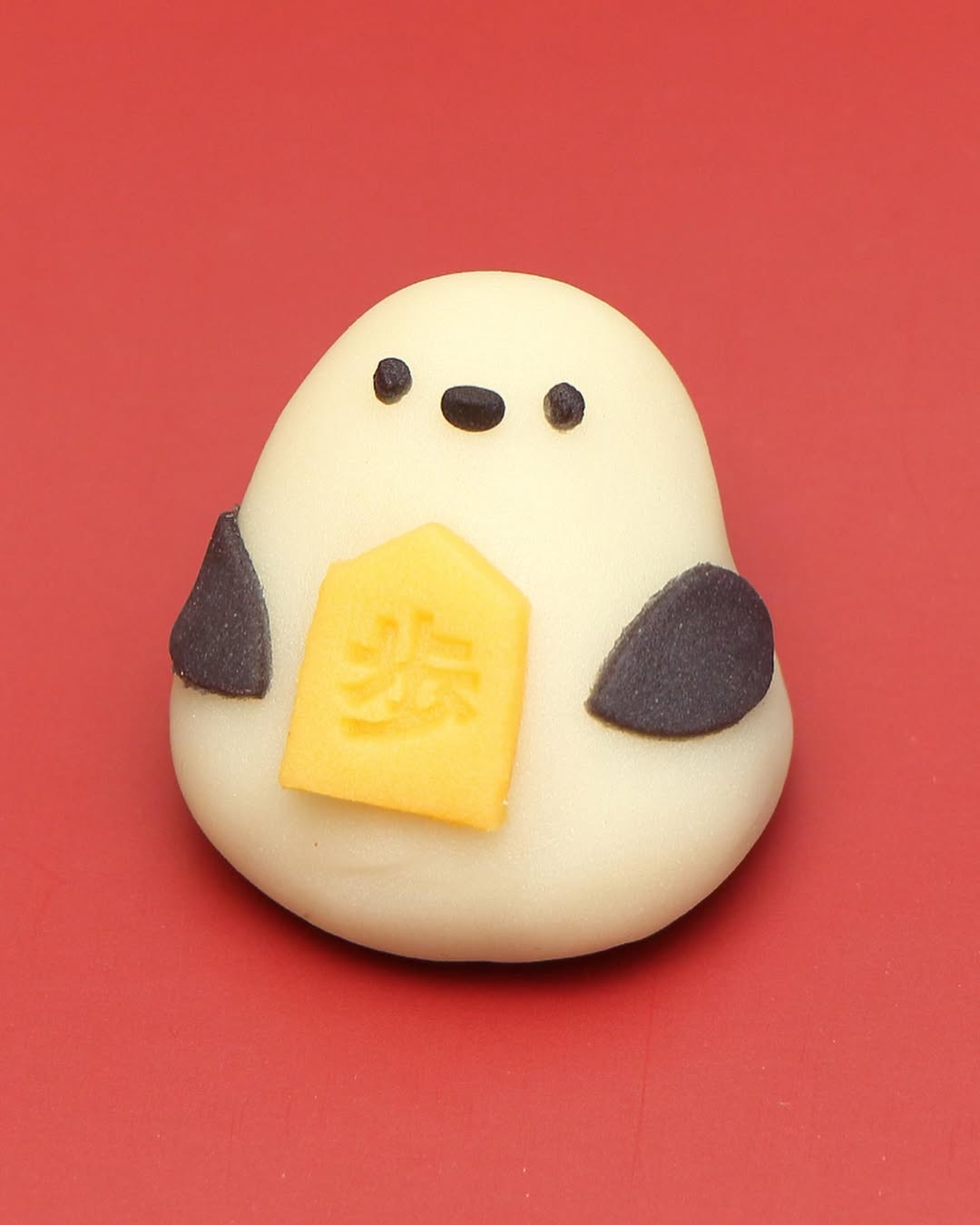 和菓子老店將「雪之妖精」的可愛模樣實體化,無論是神態還是圓潤的體態都完美還原!