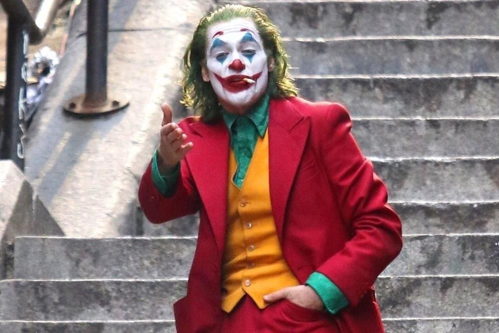 joaquin-phoenix-as-joker-20200114175847164