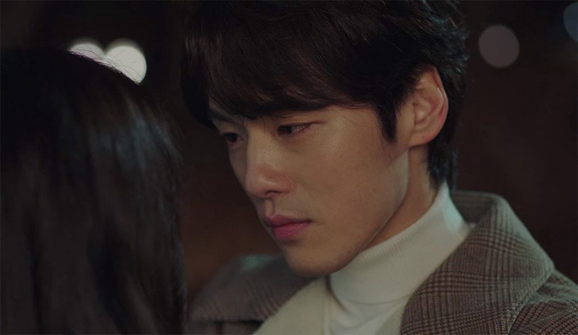 導演在這幕還加入了一個超可愛的要求，要具勝俊親的時候要用那種「觀眾一看就會被吸引的表情」