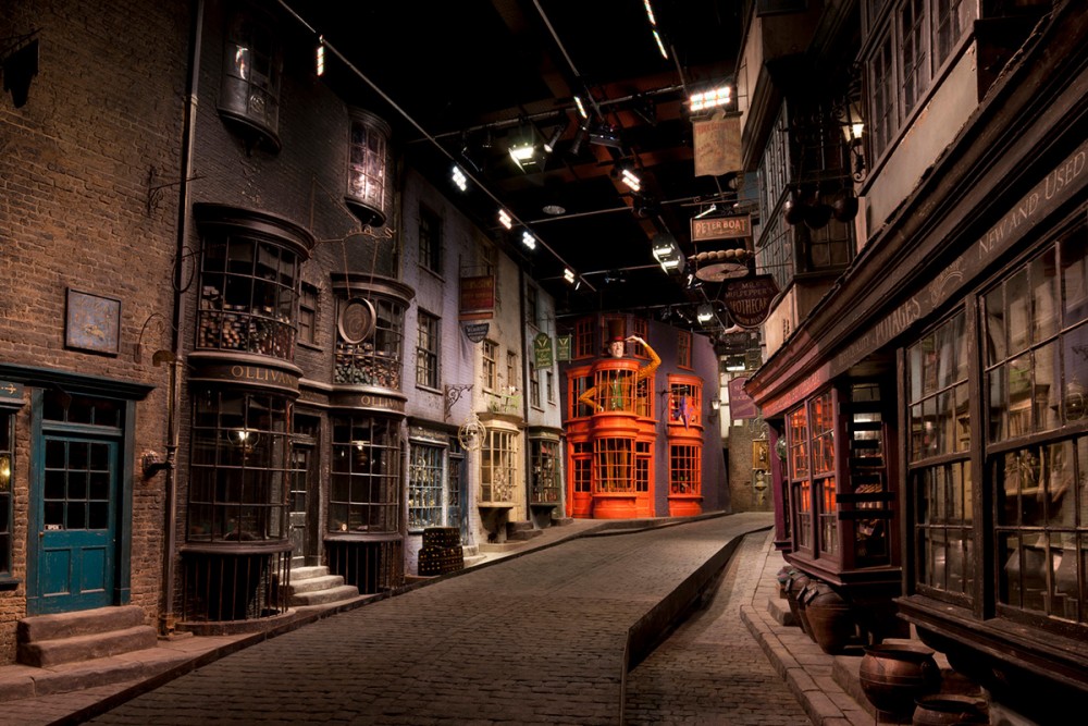 英國的「倫敦華納兄弟哈利波特影城」(Warner Bros. Studio Tour London)