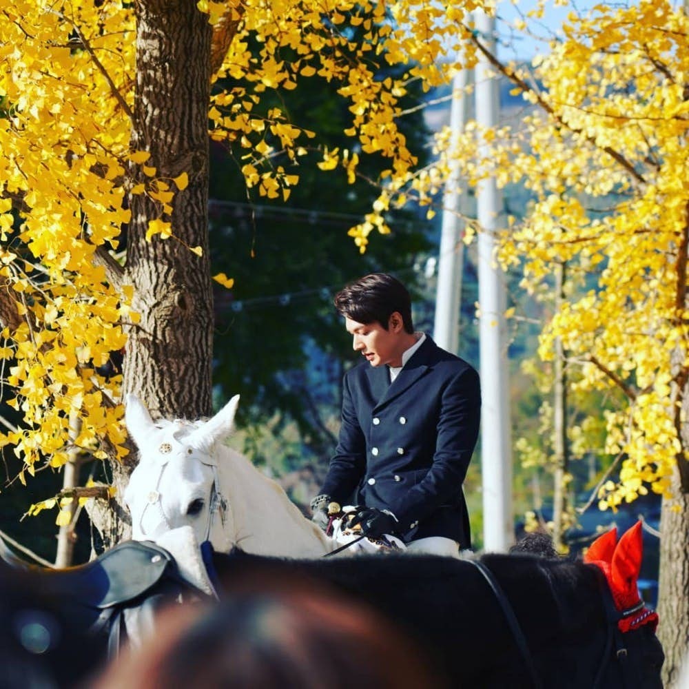 李敏鎬白馬王子造型新劇《The King:永遠的君主》