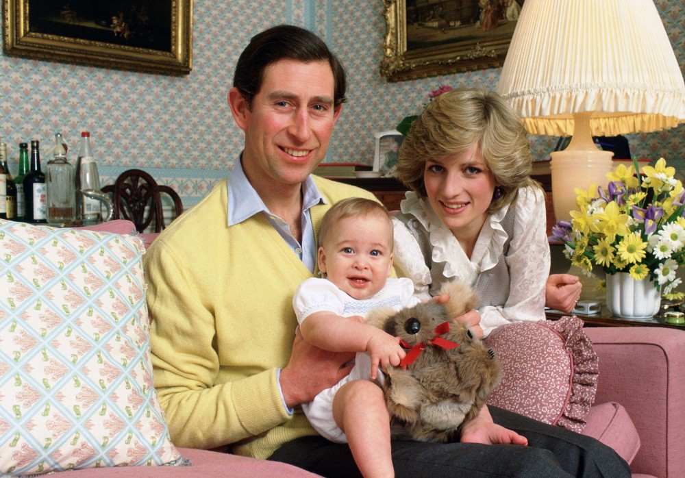 1472663658-princess-diana-family