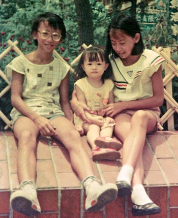 香港女明星童年照 鄧麗欣