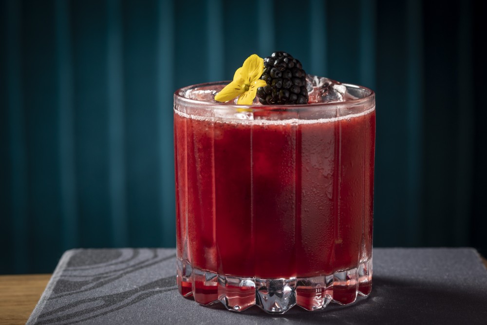 Hue Mocktail - B - A - L - Y (Blackberry, Apple, Lemongrass, Yuzu)