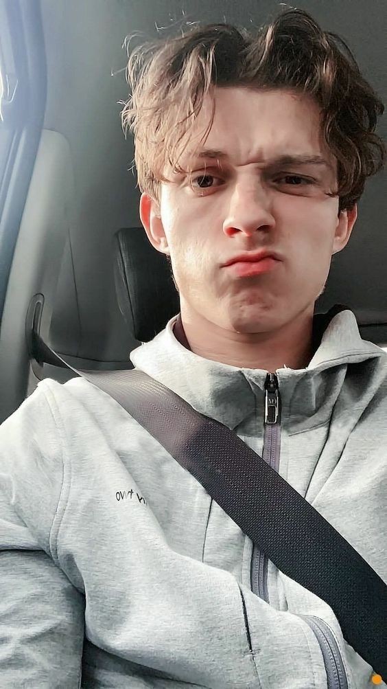 Tom Holland 蜘蛛俠 正式恢復單身