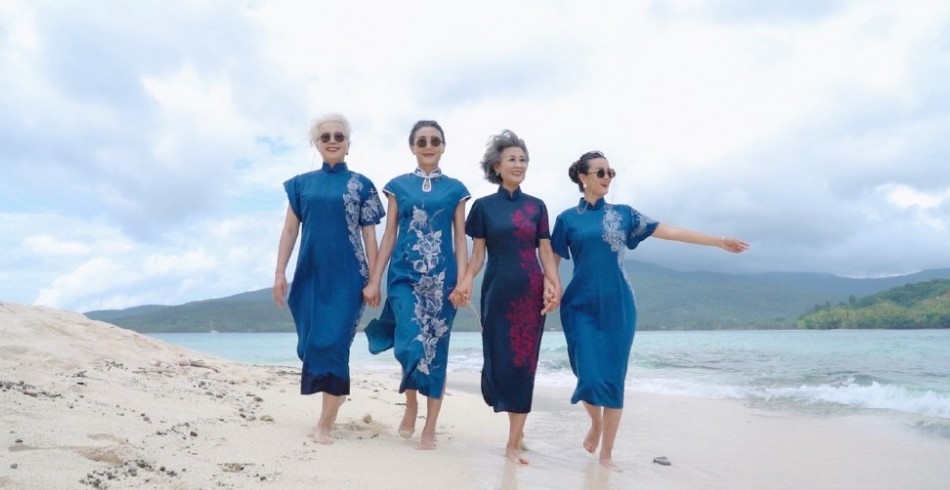 4位70歲「時尚奶奶」組團行秀!