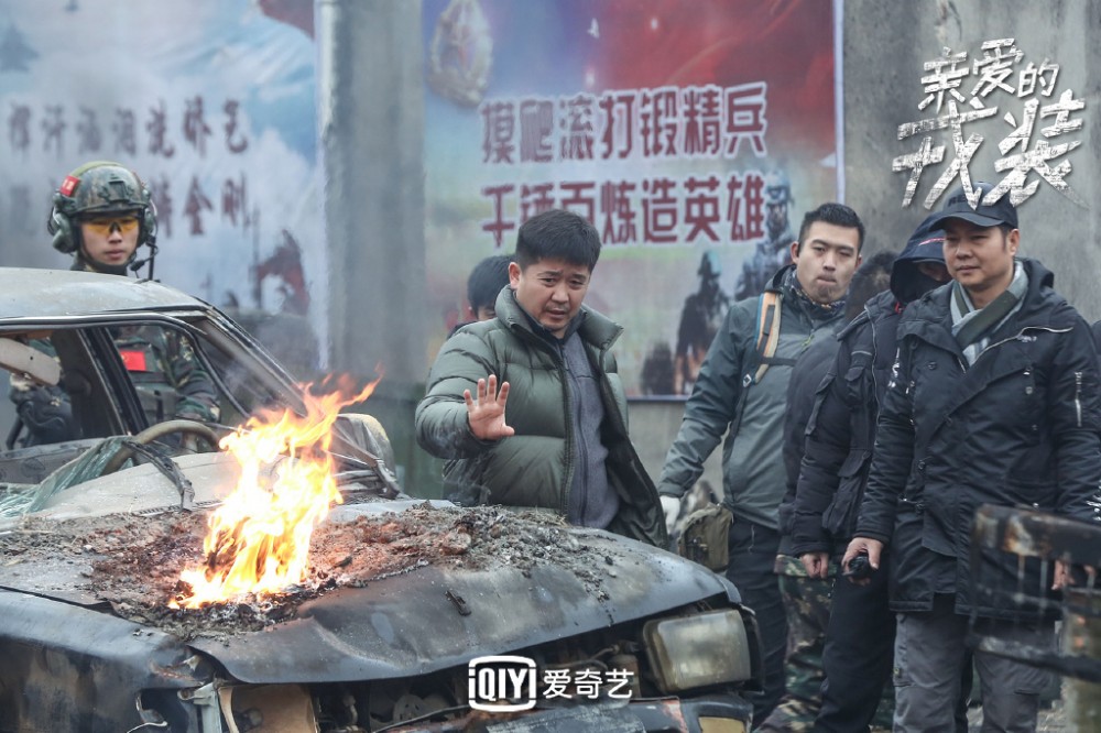 《太陽的後裔》內地版《親愛的戎裝》黃景瑜、李沁主演