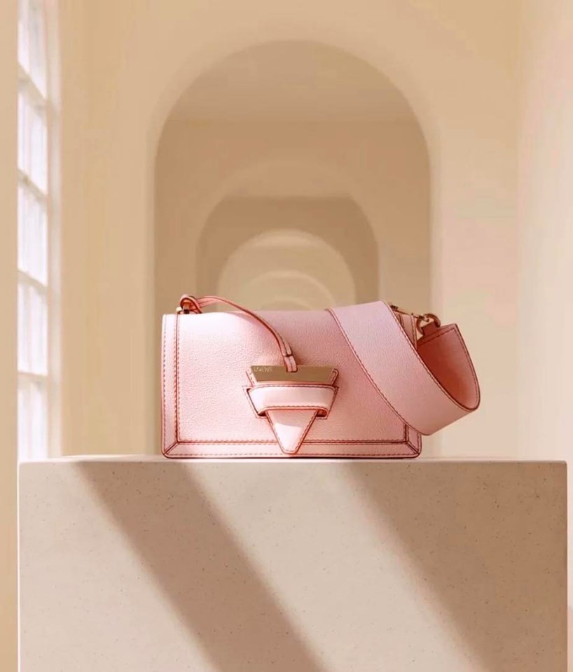LOEWE Barcelona Soft Bag櫻花粉色手袋