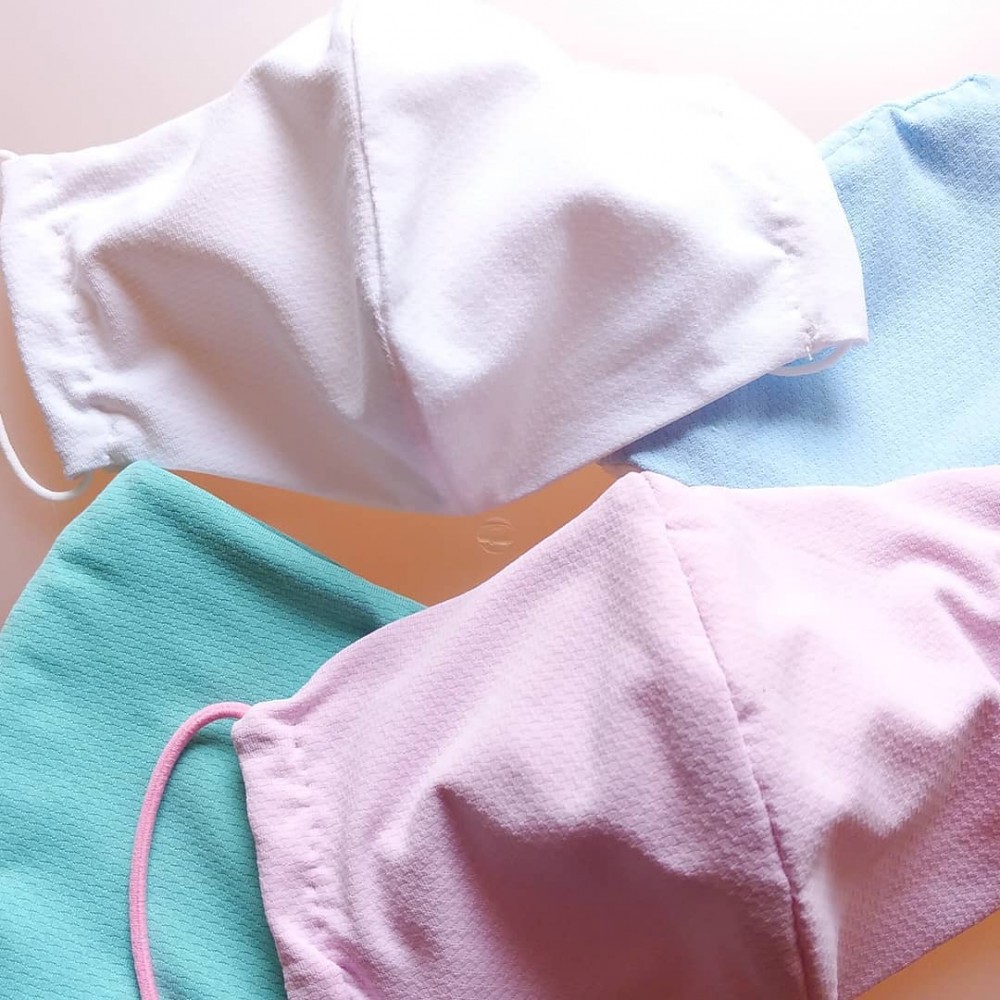 日本uniqlo涼感口罩