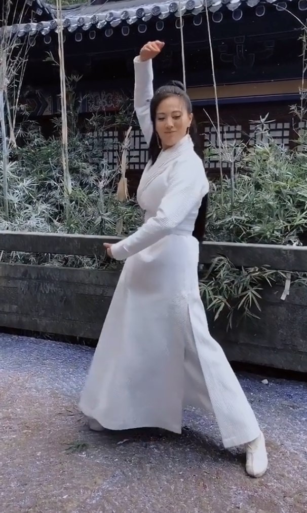 《新倚天屠龍記》造型照 朱晨麗