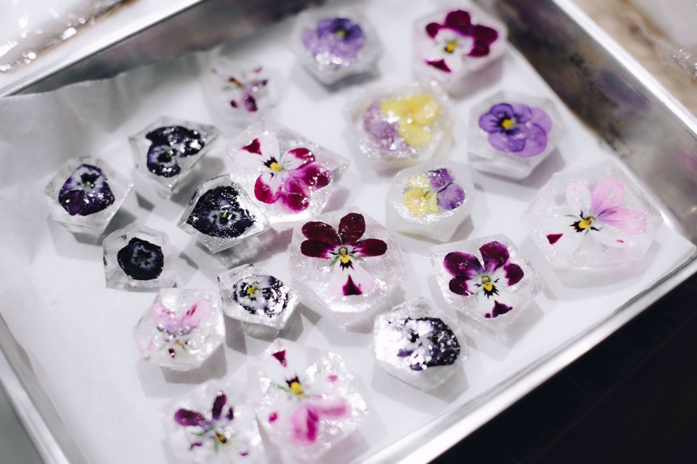 日本甜品師Hiroya Tsunekawa 分享「夢幻彩虹水晶凍」食譜