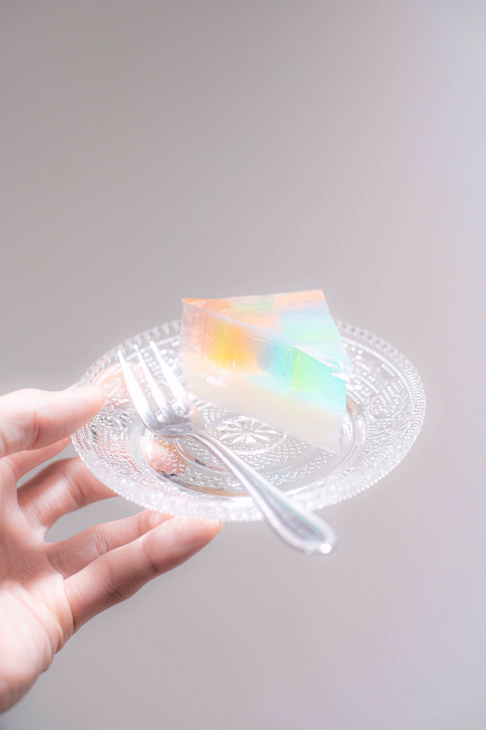 日本甜品師Hiroya Tsunekawa 分享「夢幻彩虹水晶凍」食譜