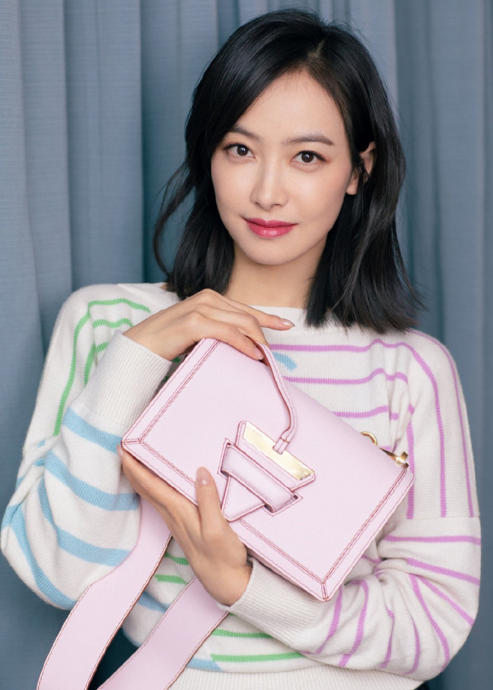 LOEWE Barcelona Soft Bag櫻花粉色手袋