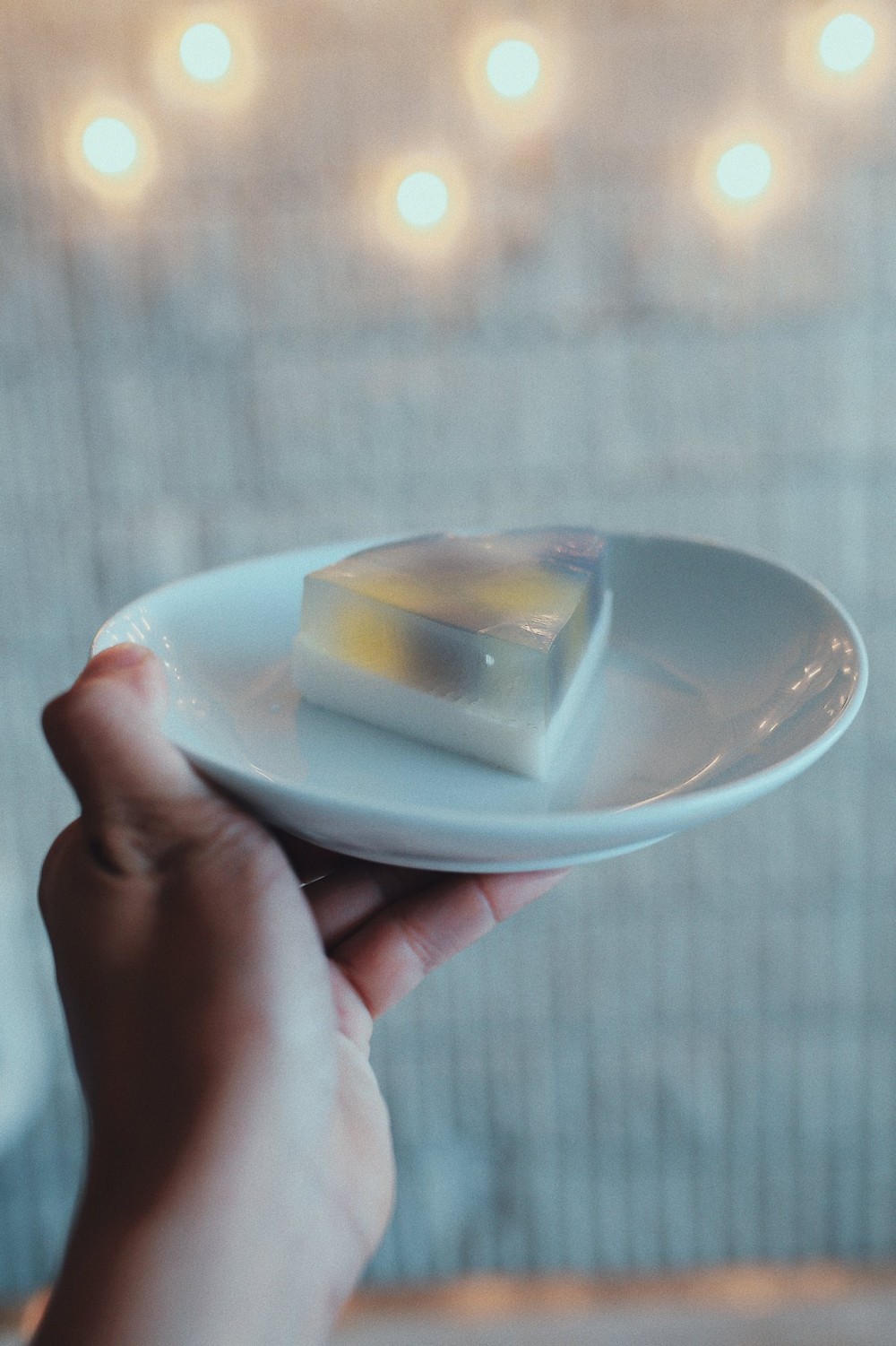 日本甜品師Hiroya Tsunekawa 分享「夢幻彩虹水晶凍」食譜