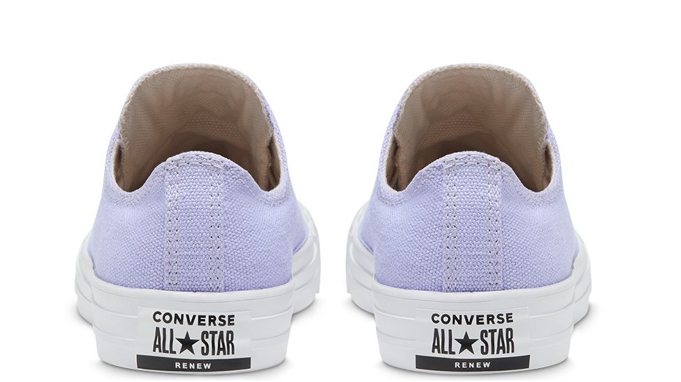 Converse鞋紫色