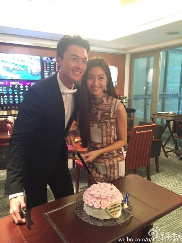 陳自瑤520晒婚戒王浩信留言 打破婚變傳聞