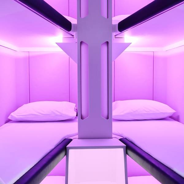紐西蘭航空Air New Zealand睡眠艙 Economy Skynest枕頭、床單、毛氈、耳塞窗簾