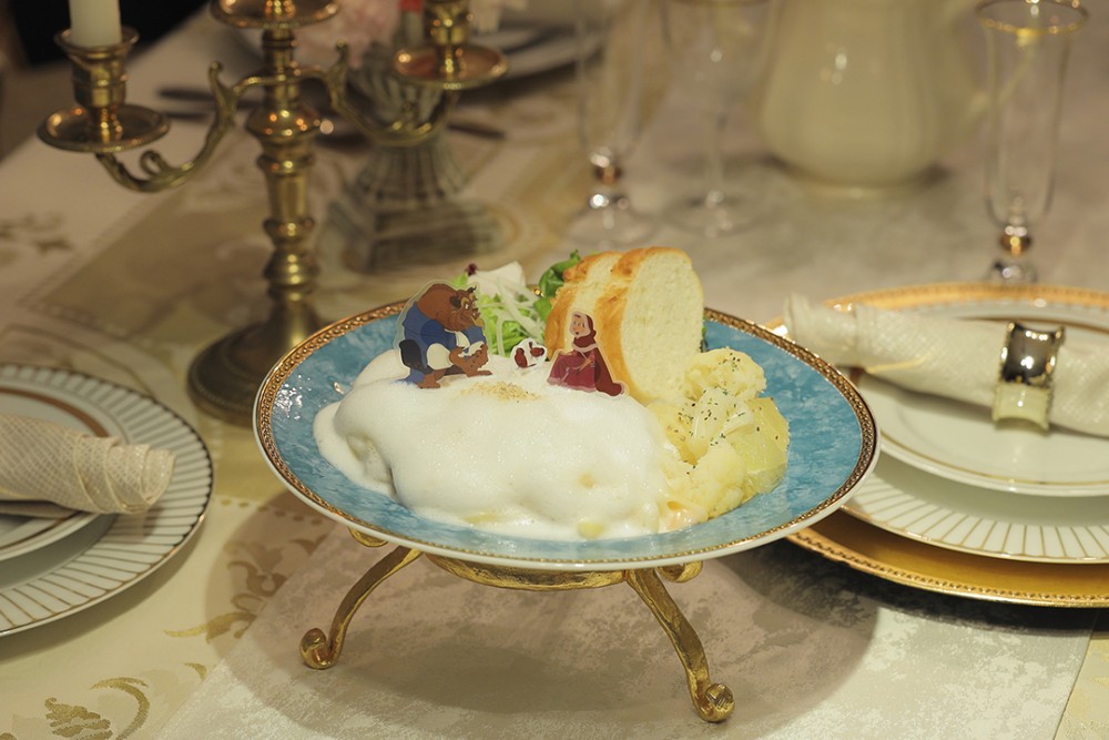 日本開「美女與野獸」主題Cafe