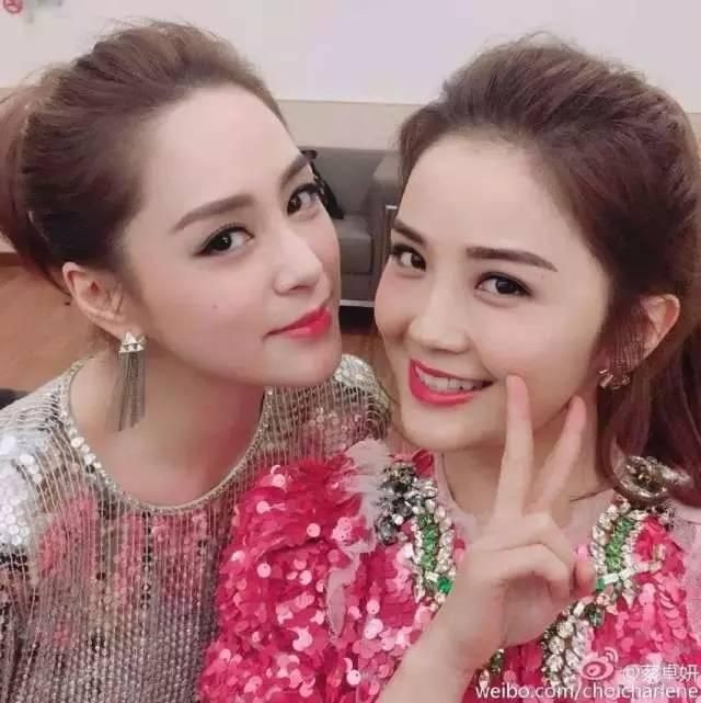 Twins蔡卓妍(阿SA)鐘欣潼(阿嬌)