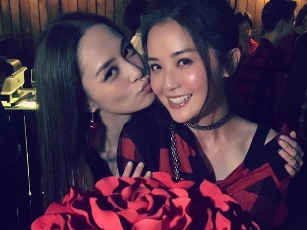 Twins蔡卓妍(阿SA)鐘欣潼(阿嬌)