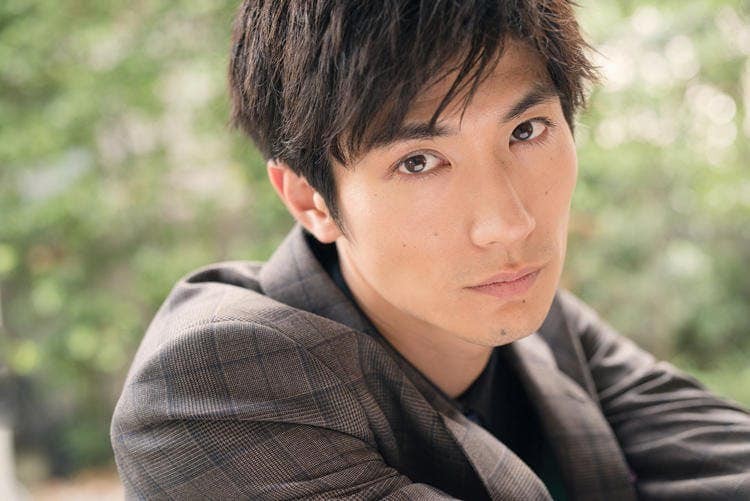 三浦春馬自殺身亡終年30歲!最後IG訊息曝光,主演 《戀空》《進擊的巨人》曾和結衣傳緋聞